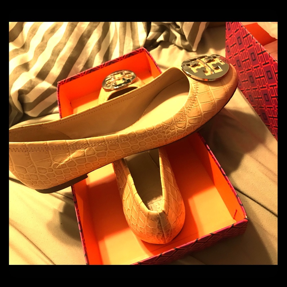 Tory Burch Reva Flat - New in box!